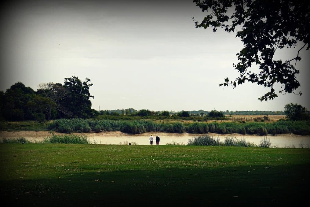 How to play golf in wind, rain and cold