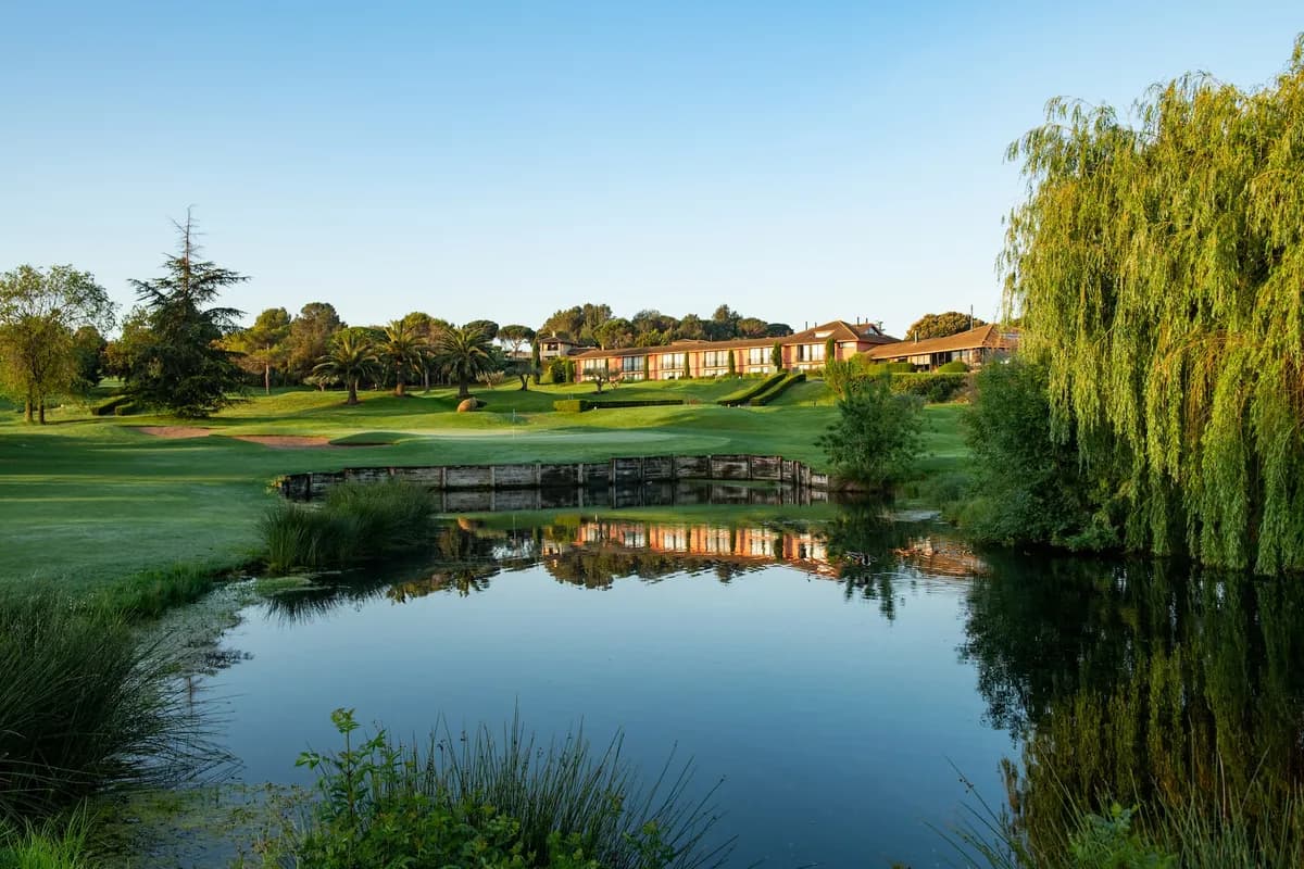 Torremirona Golf Club, Girona, Cataluña (2/3)